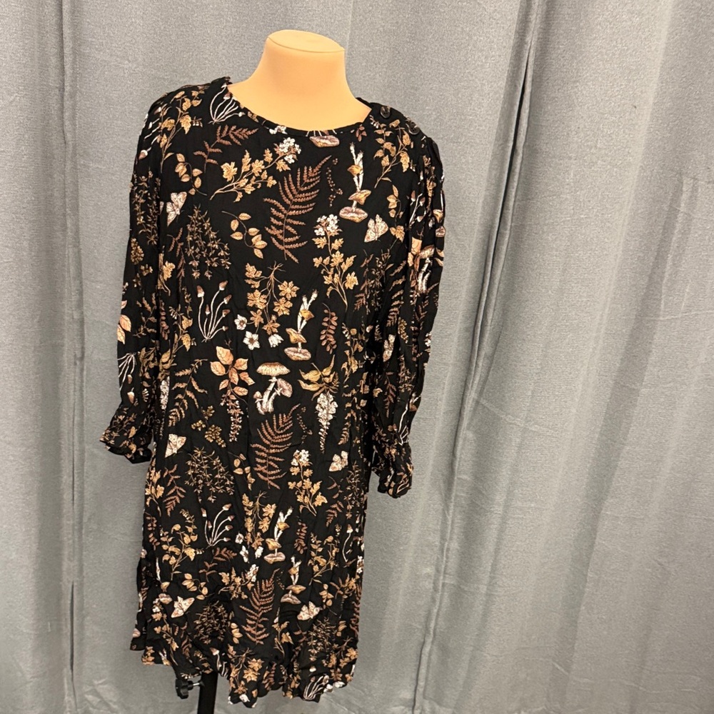 Disturbia Black Dress with Floral and Mushroom Print - Picture 14 of 15